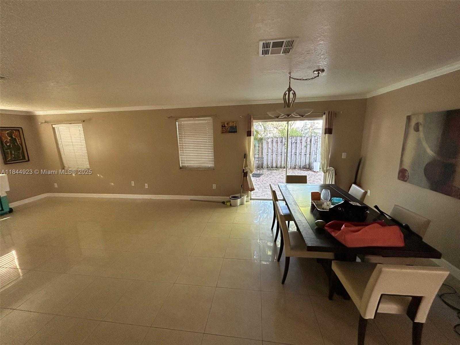 Small Image of 9410 SOUTH WEST 212TH TER, Cutler Bay Number 20