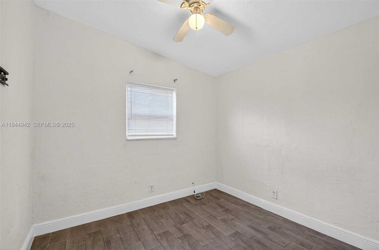 Small Image of 1368 11TH ST, West Palm Beach Number 13