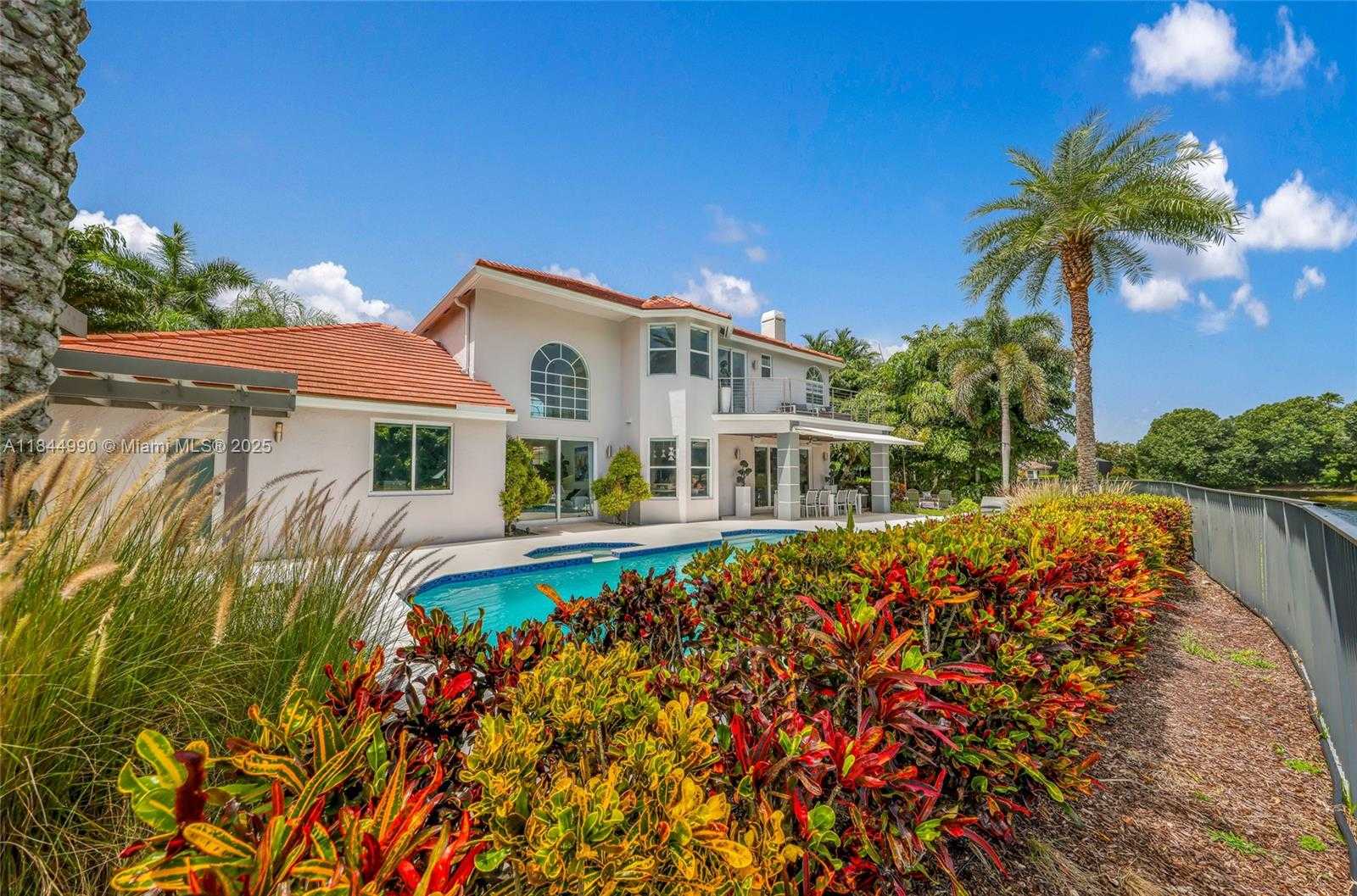 Small Image of 3272 MUIRFIELD, Weston Number 20