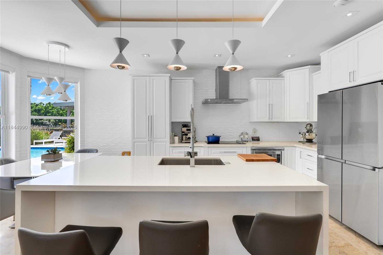 Small Image of 3272 MUIRFIELD, Weston Number 40
