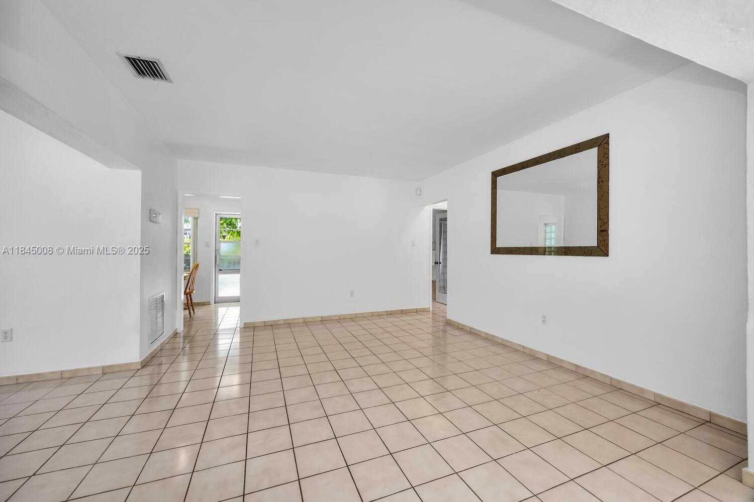 Small Image of 3811 NORTH WEST FLAGLER TER, Miami Number 14