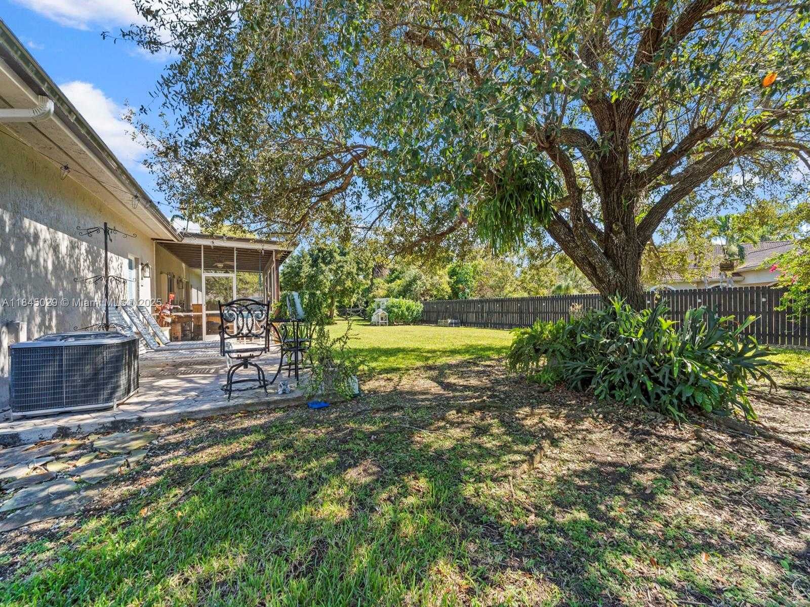 Small Image of 29201 SOUTH WEST 181ST AVE, Homestead Number 18