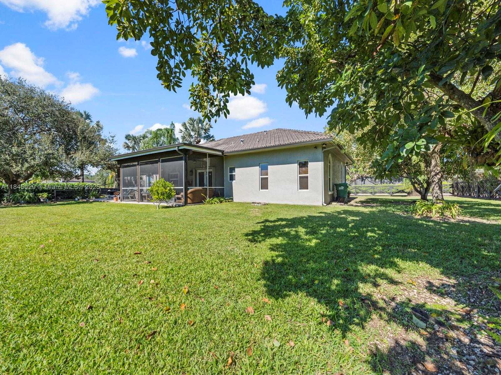 Small Image of 29201 SOUTH WEST 181ST AVE, Homestead Number 20