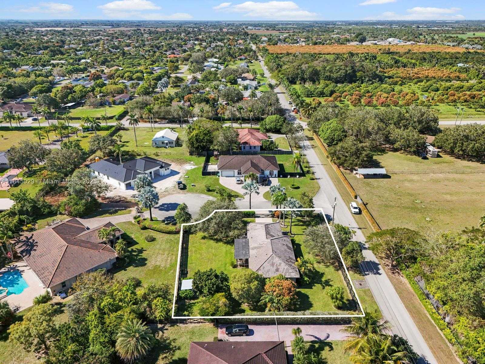 Small Image of 29201 SOUTH WEST 181ST AVE, Homestead Number 22