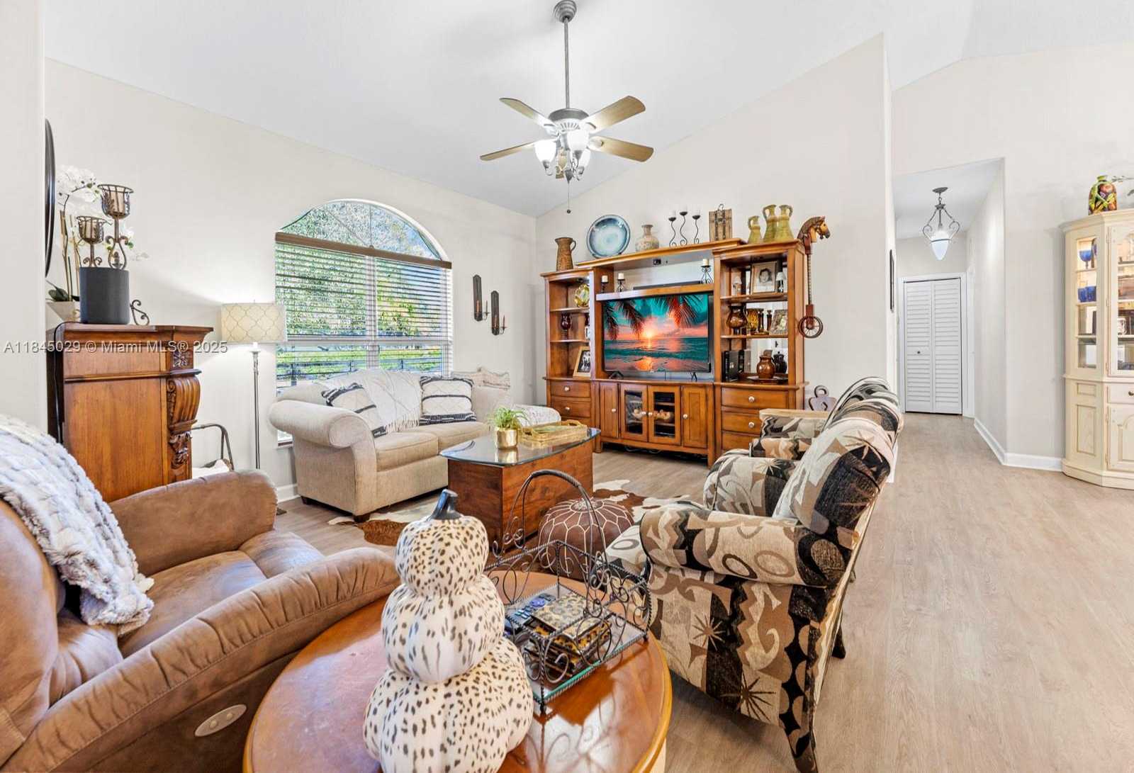 Small Image of 29201 SOUTH WEST 181ST AVE, Homestead Number 3
