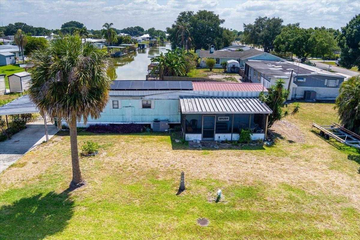 Small Image of 3412 SOUTH EAST 18TH TERRACE, Okeechobee Number 2