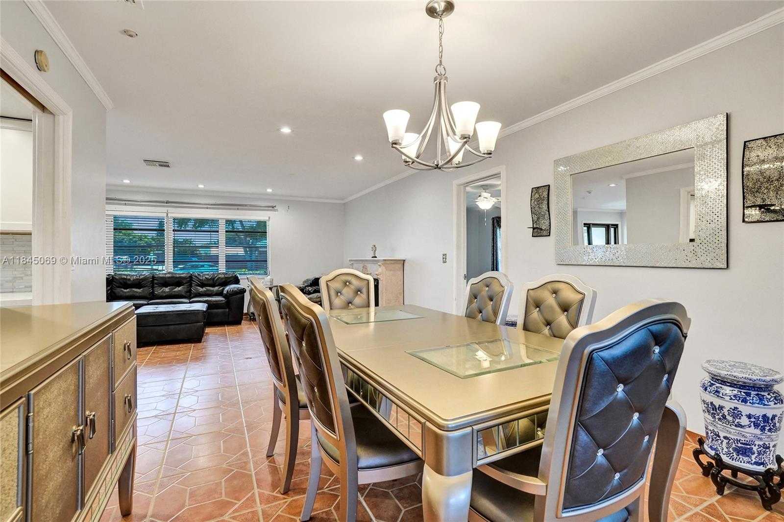 Small Image of 2525 SOUTH WEST 86TH AVE, Davie Number 26
