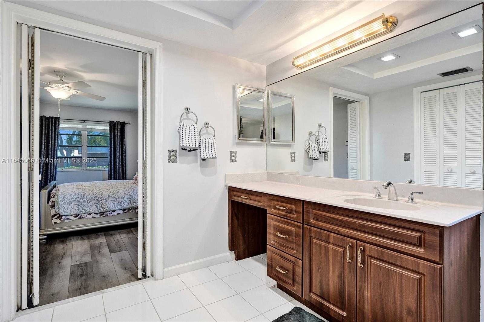 Small Image of 2525 SOUTH WEST 86TH AVE, Davie Number 33