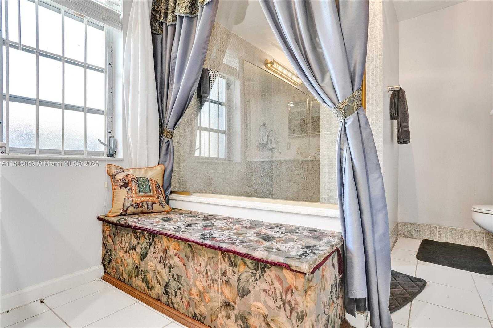 Small Image of 2525 SOUTH WEST 86TH AVE, Davie Number 37