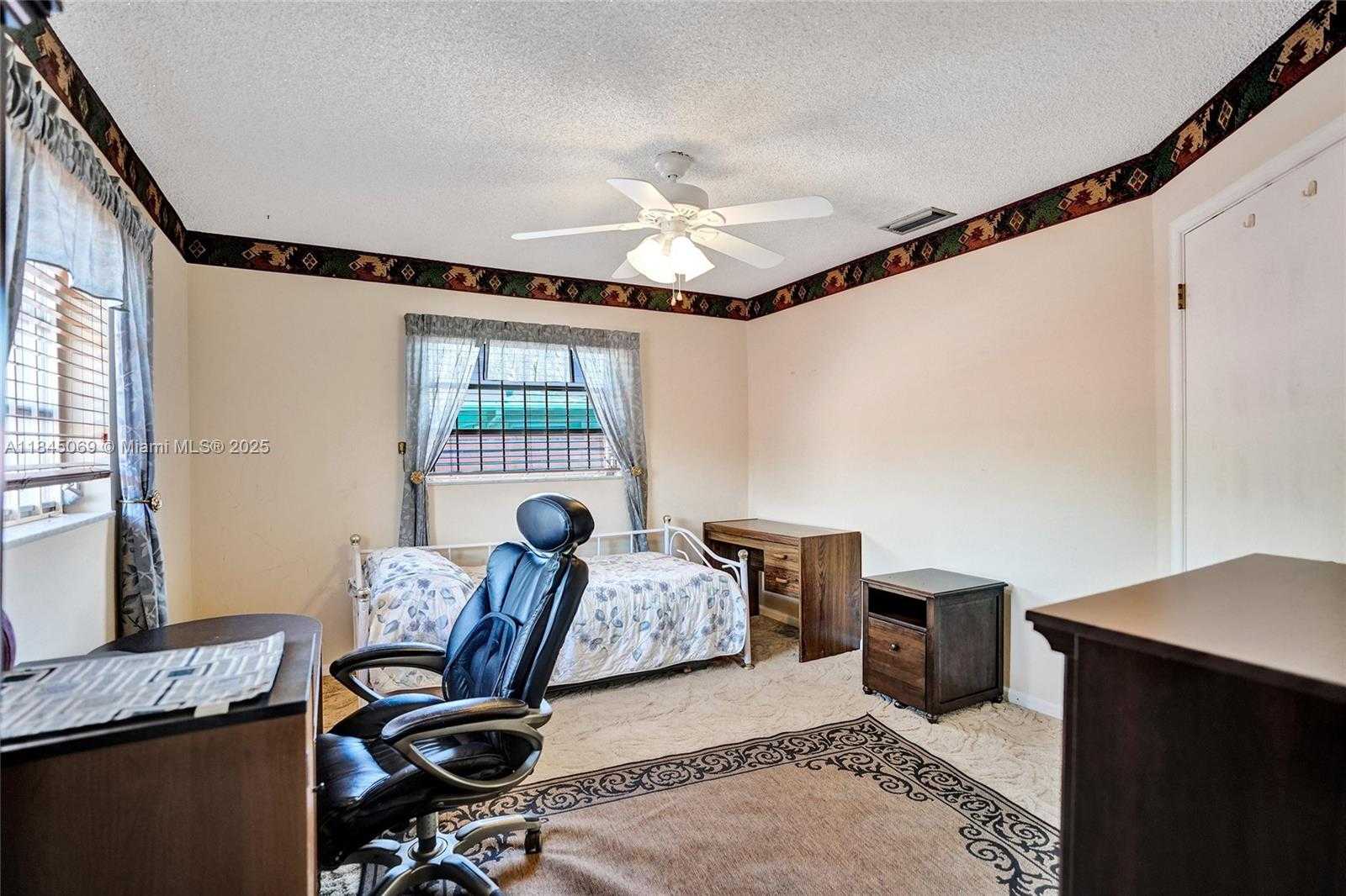 Small Image of 2525 SOUTH WEST 86TH AVE, Davie Number 42