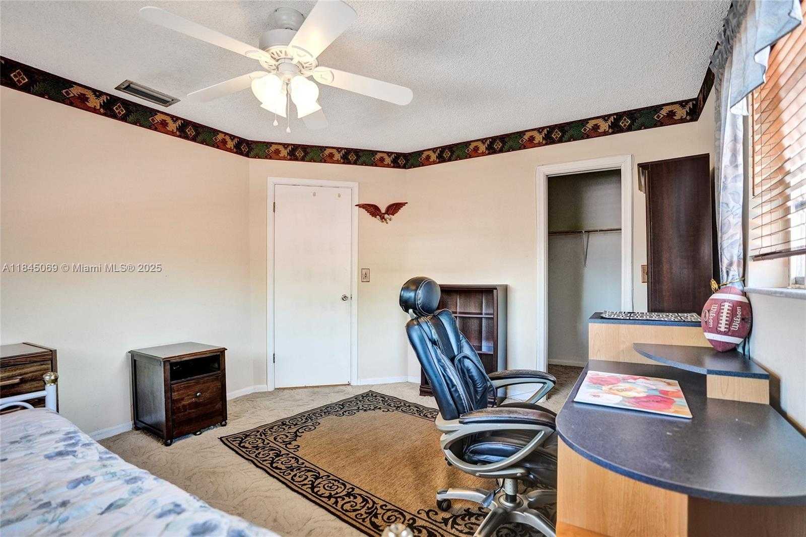 Small Image of 2525 SOUTH WEST 86TH AVE, Davie Number 43