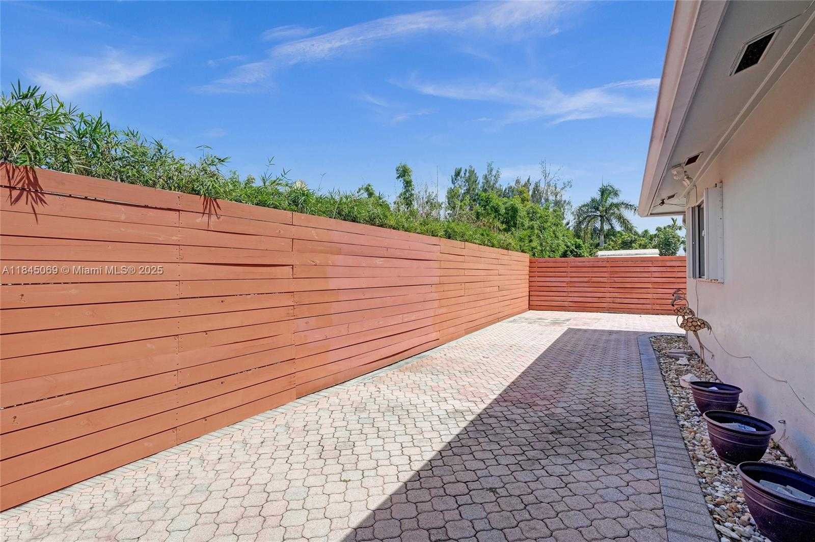 Small Image of 2525 SOUTH WEST 86TH AVE, Davie Number 53