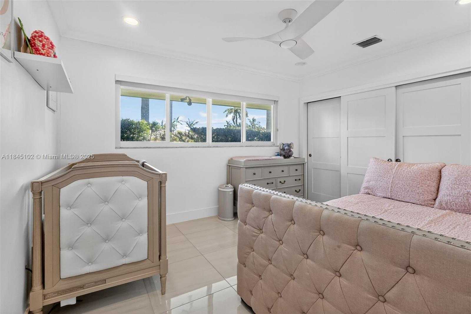 Small Image of 7200 SOUTH WEST 137TH ST, Palmetto Bay Number 21