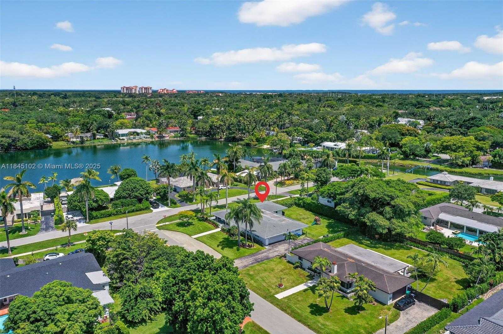Small Image of 7200 SOUTH WEST 137TH ST, Palmetto Bay Number 35