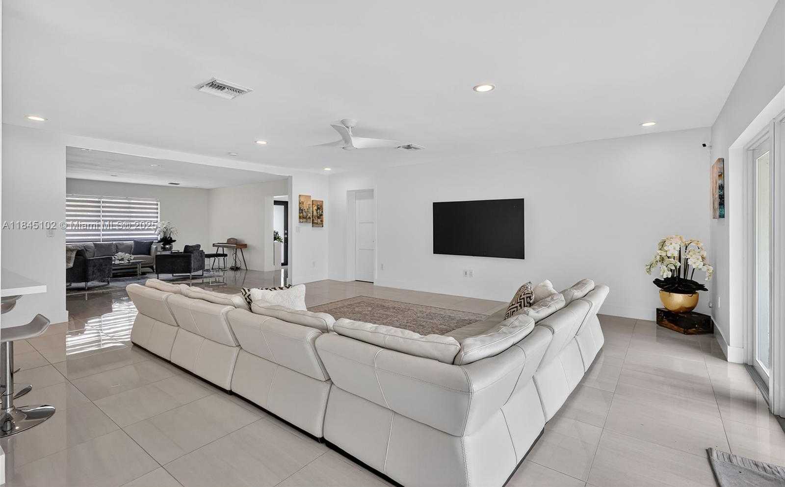 Small Image of 7200 SOUTH WEST 137TH ST, Palmetto Bay Number 7