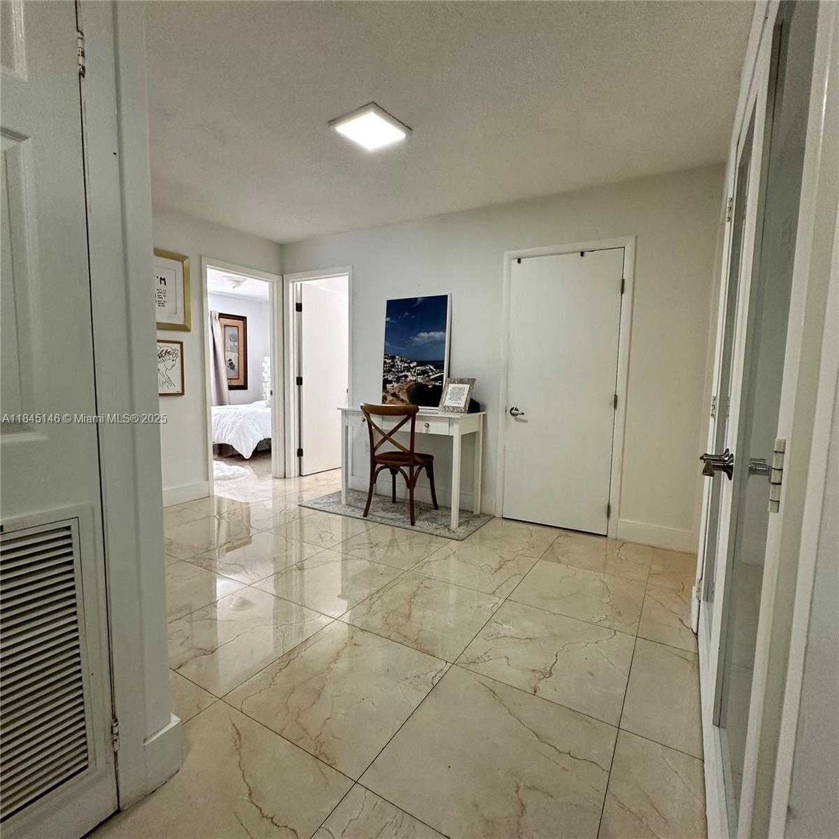 Small Image of 9857 SOUTH WEST 7TH ST, Miami Number 14