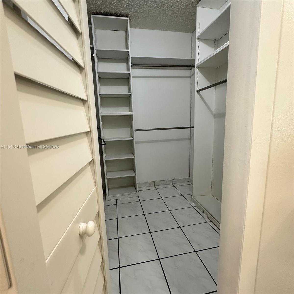 Small Image of 9857 SOUTH WEST 7TH ST, Miami Number 18
