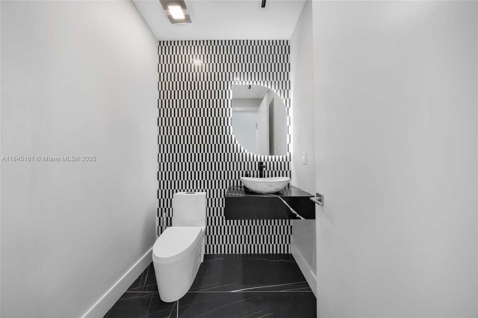 Small Image of 750 NORTH EAST 16TH AVE, Fort Lauderdale Number 44