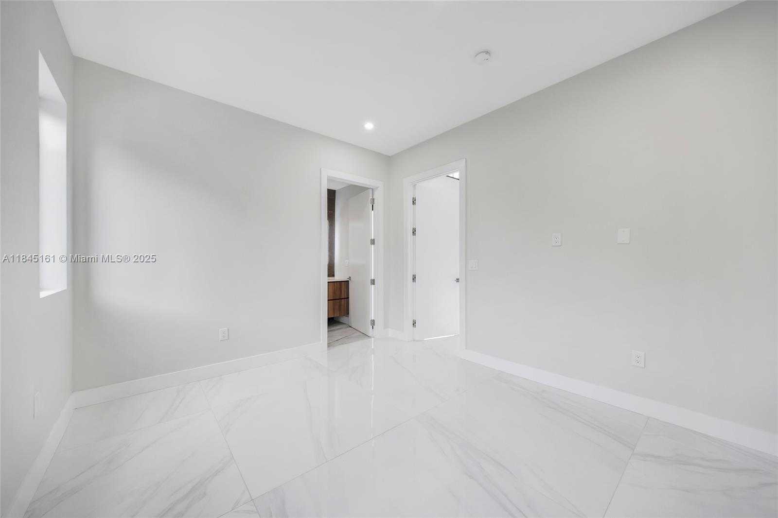 Small Image of 750 NORTH EAST 16TH AVE, Fort Lauderdale Number 45