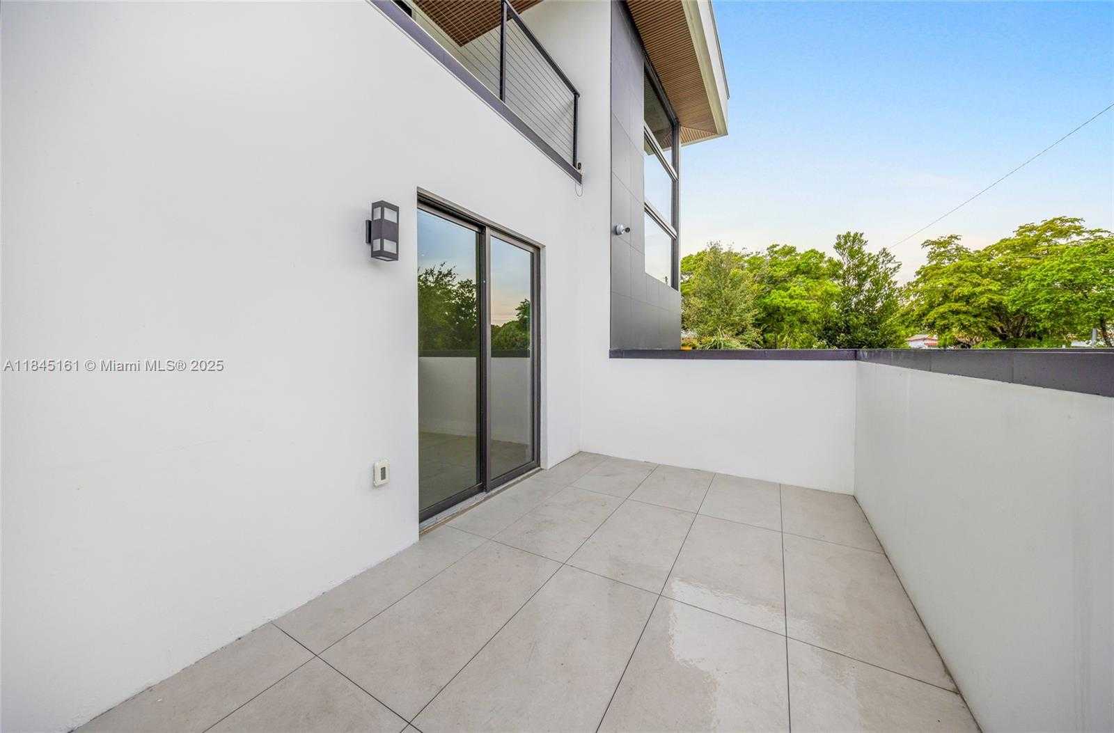 Small Image of 750 NORTH EAST 16TH AVE, Fort Lauderdale Number 54