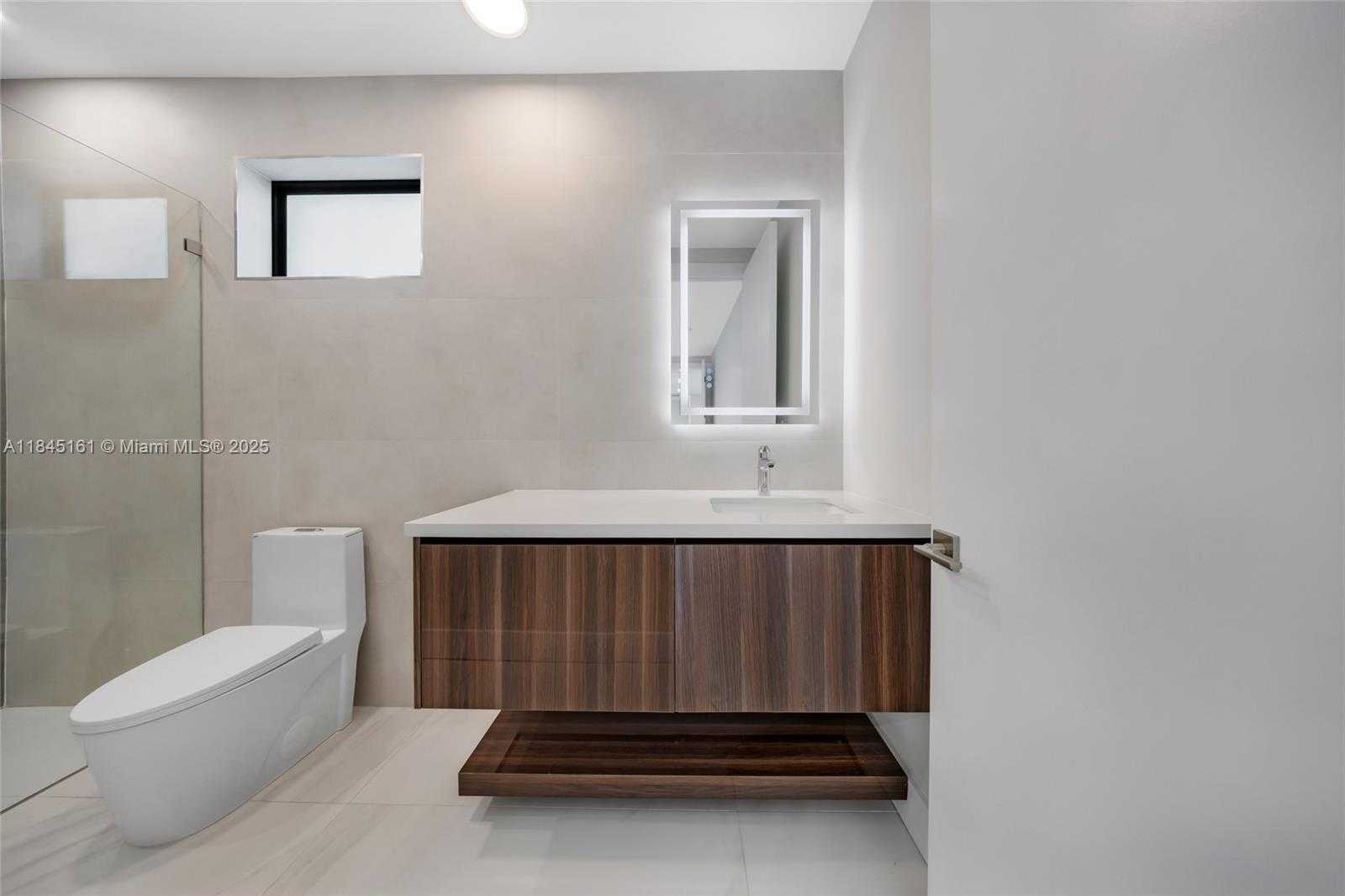 Small Image of 750 NORTH EAST 16TH AVE, Fort Lauderdale Number 61