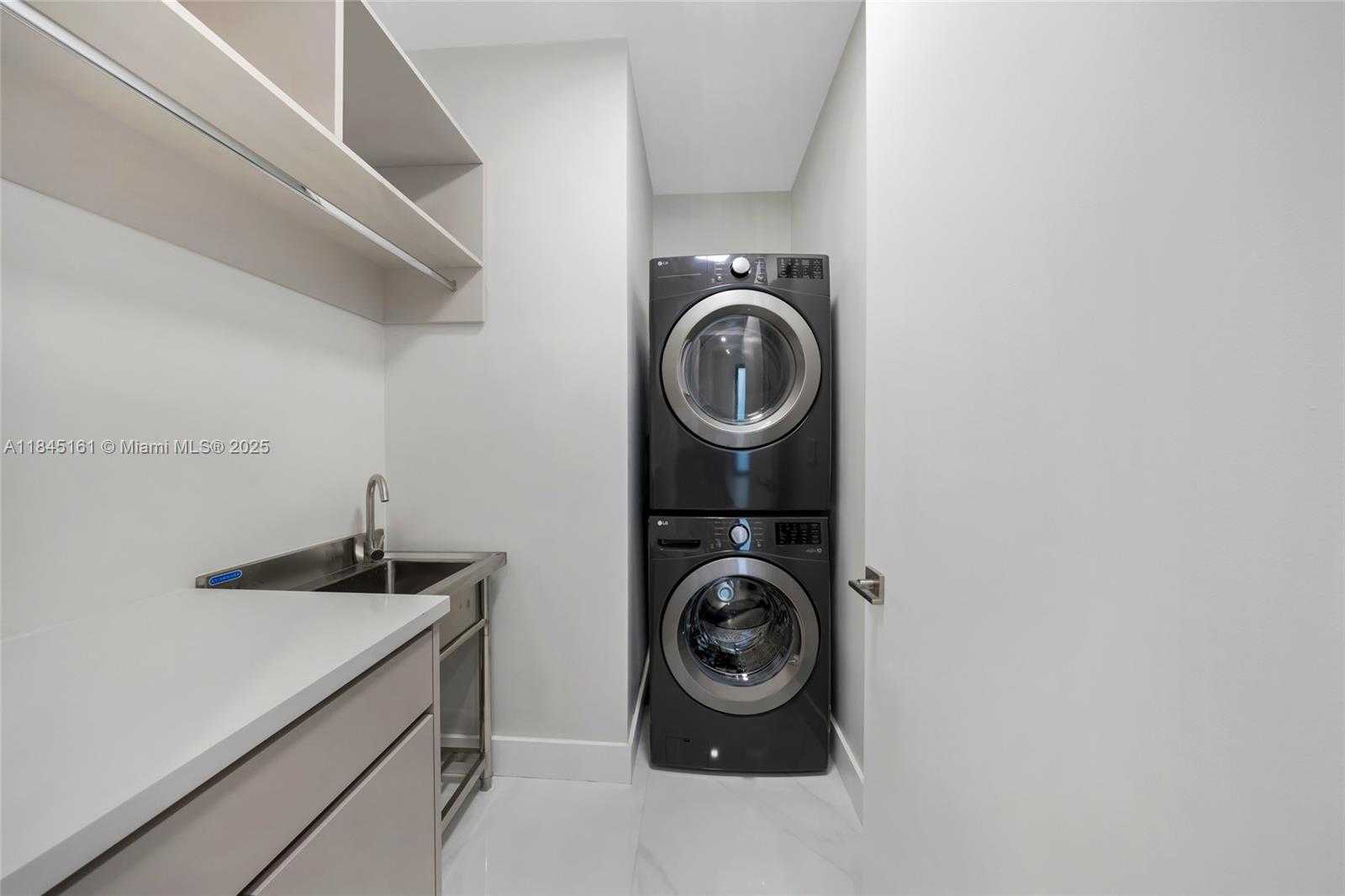 Small Image of 750 NORTH EAST 16TH AVE, Fort Lauderdale Number 64