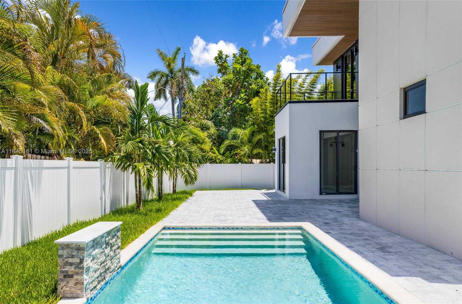 Small Image of 750 NORTH EAST 16TH AVE, Fort Lauderdale Number 71