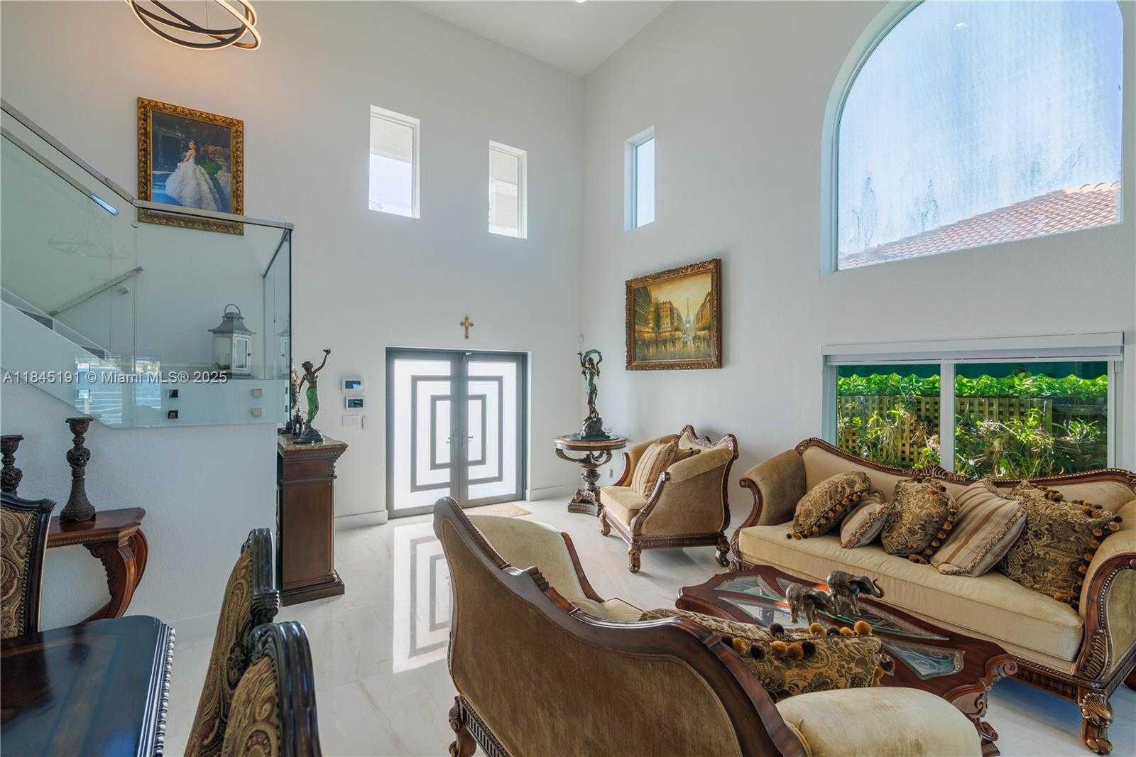 Small Image of 13731 SOUTH WEST 136TH PL, Miami Number 17