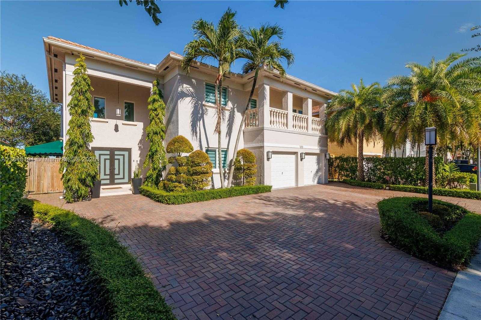 Small Image of 13731 SOUTH WEST 136TH PL, Miami Number 4