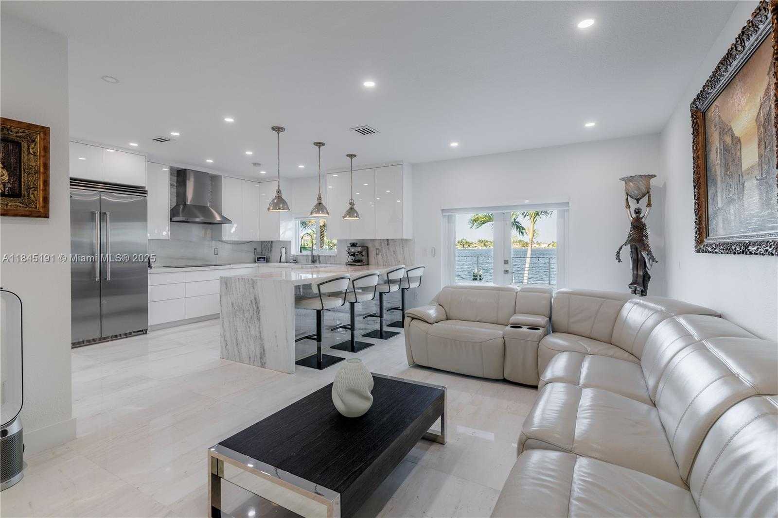 Small Image of 13731 SOUTH WEST 136TH PL, Miami Number 48