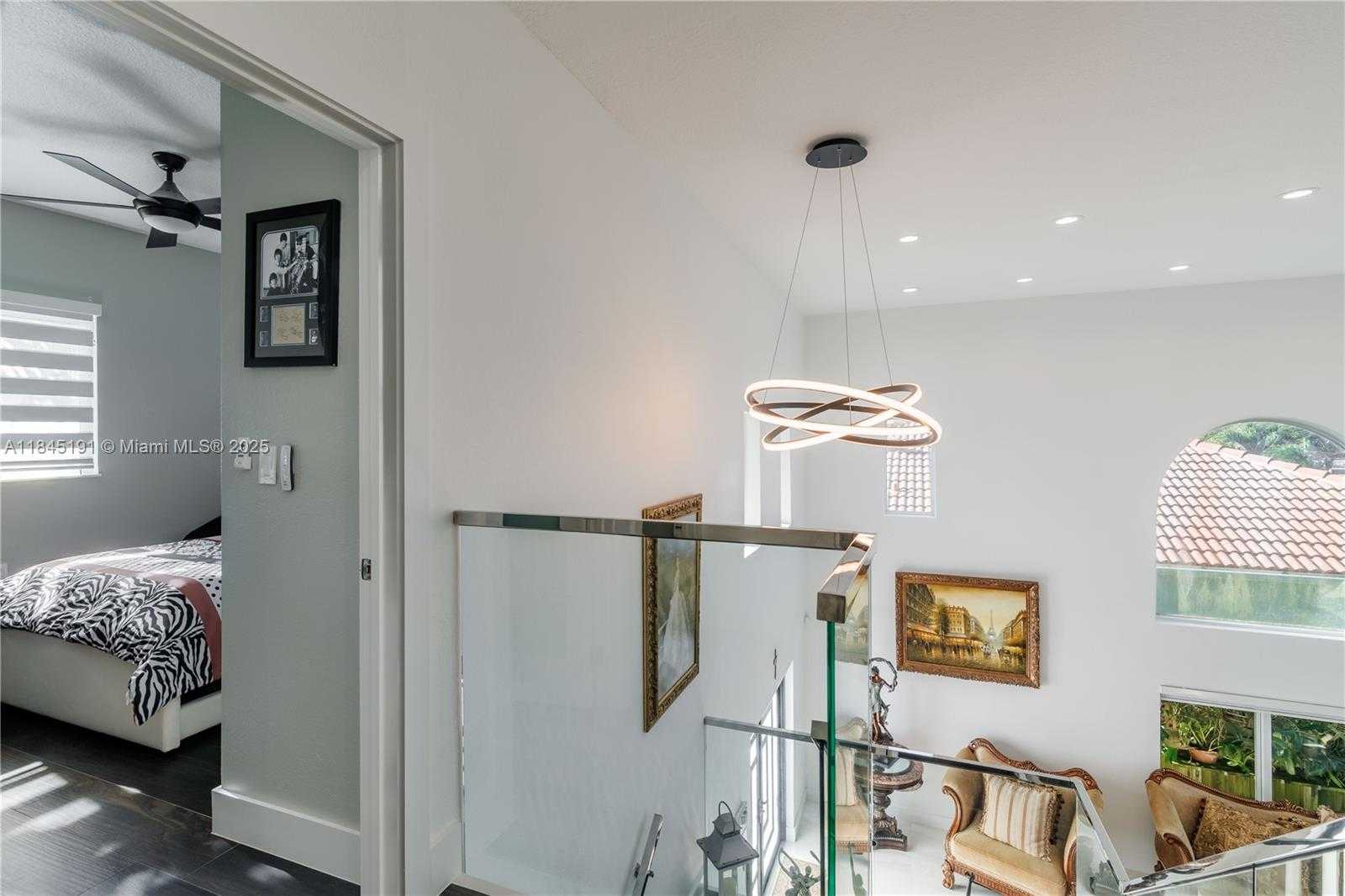 Small Image of 13731 SOUTH WEST 136TH PL, Miami Number 52