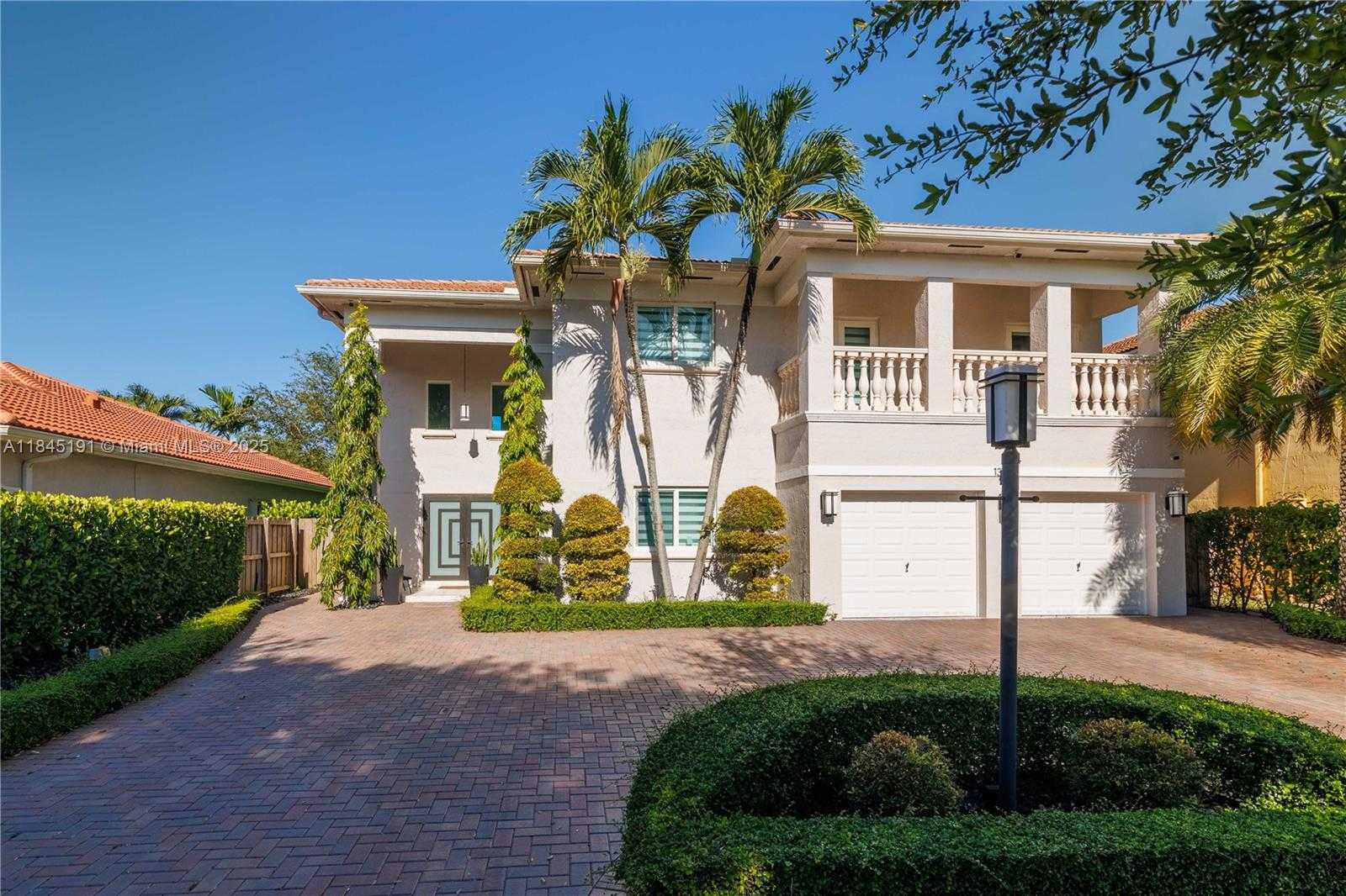 Small Image of 13731 SOUTH WEST 136TH PL, Miami Number 6