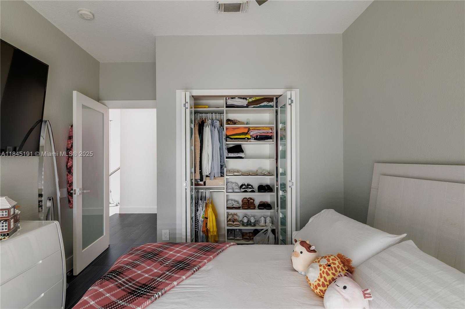 Small Image of 13731 SOUTH WEST 136TH PL, Miami Number 69