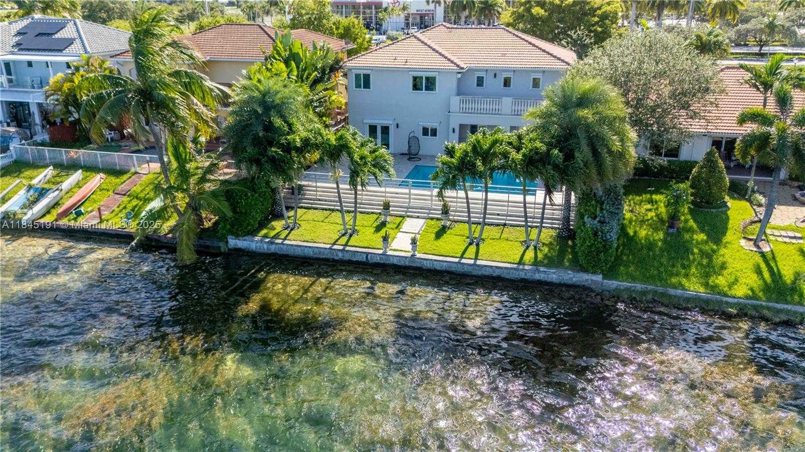 Small Image of 13731 SOUTH WEST 136TH PL, Miami Number 87