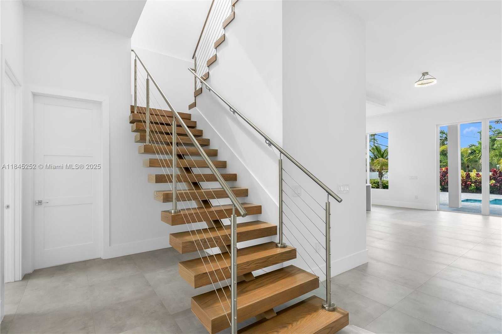 Small Image of 9895 NORTH WEST 26TH ST, Doral Number 23