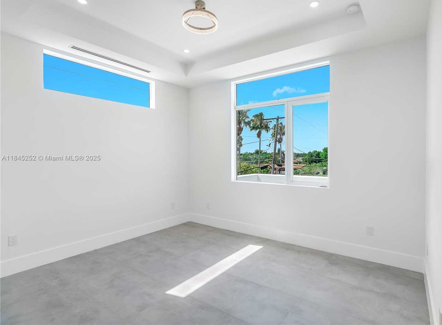 Small Image of 9895 NORTH WEST 26TH ST, Doral Number 27