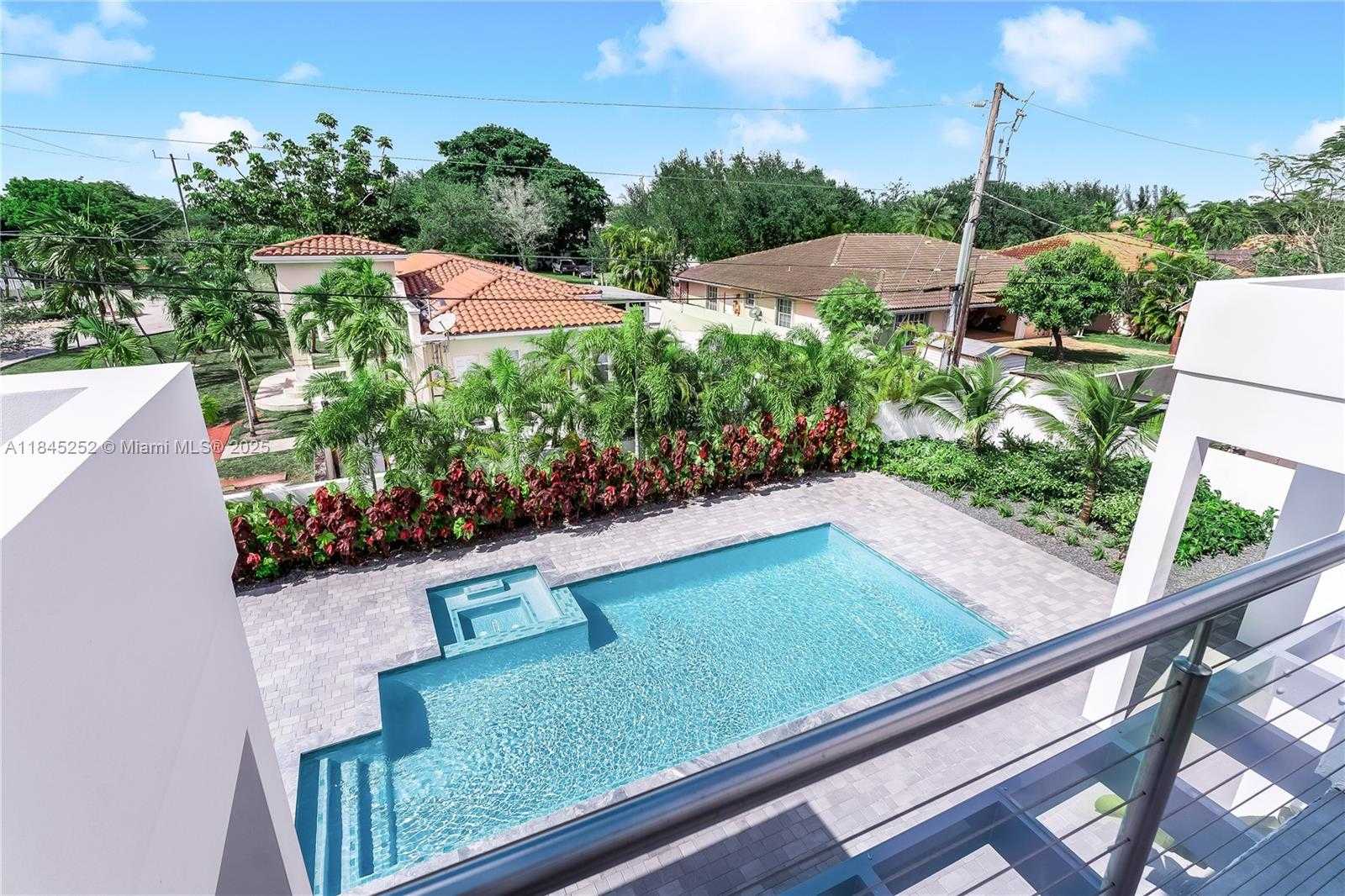 Small Image of 9895 NORTH WEST 26TH ST, Doral Number 29