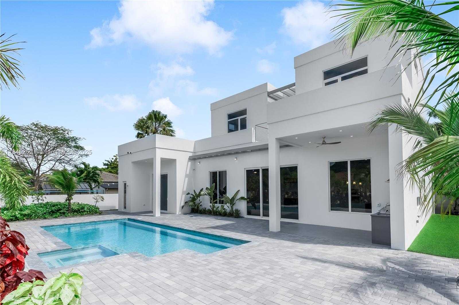 Small Image of 9895 NORTH WEST 26TH ST, Doral Number 3