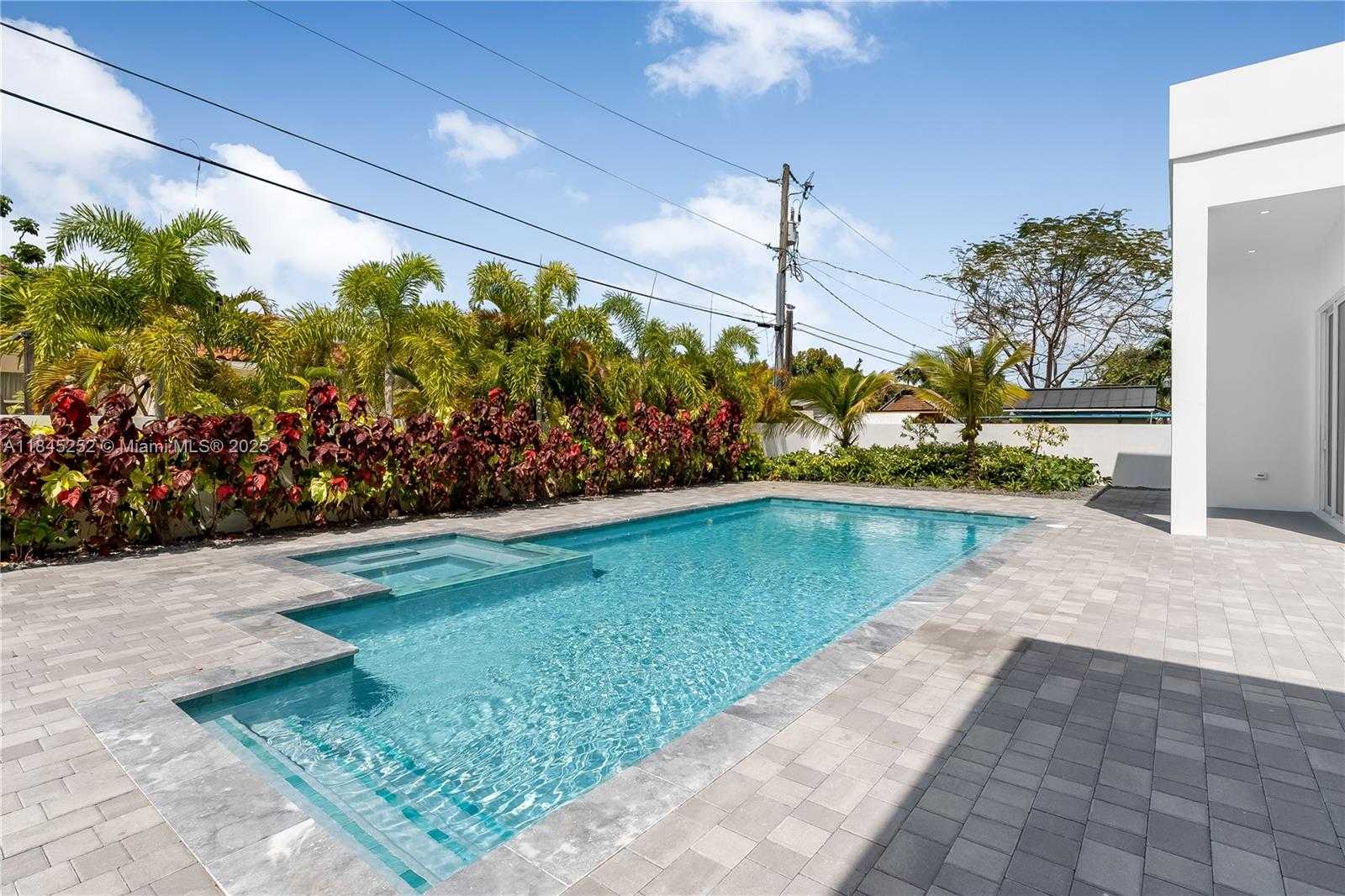 Small Image of 9895 NORTH WEST 26TH ST, Doral Number 6