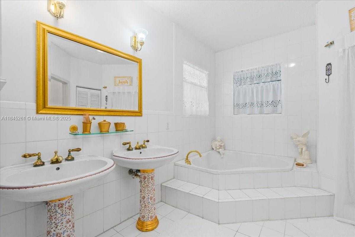 Small Image of 23600 SOUTH WEST 187TH AVE, Homestead Number 48