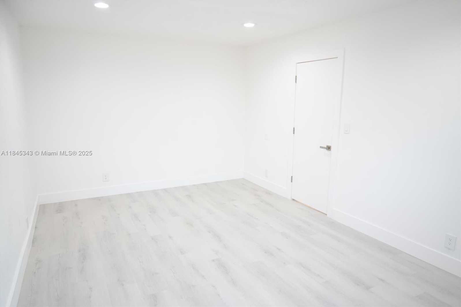Small Image of 5013 SOUTH WEST 90TH TER, Cooper City Number 13