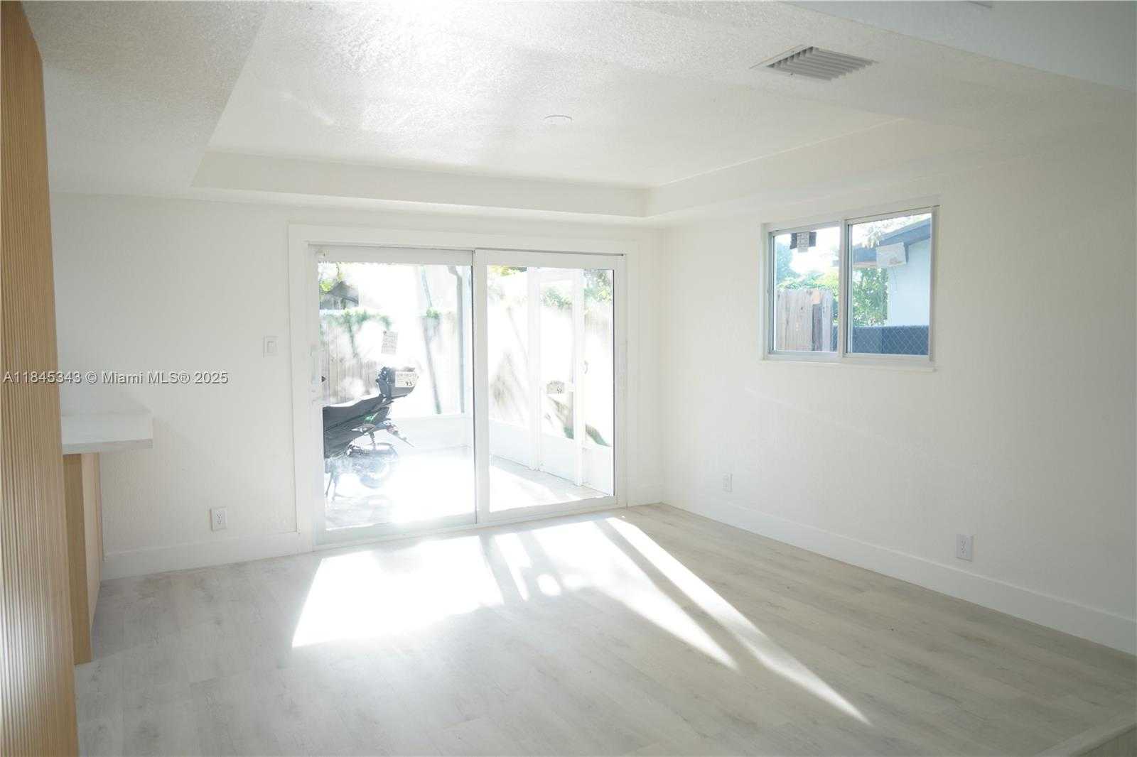 Small Image of 5013 SOUTH WEST 90TH TER, Cooper City Number 35