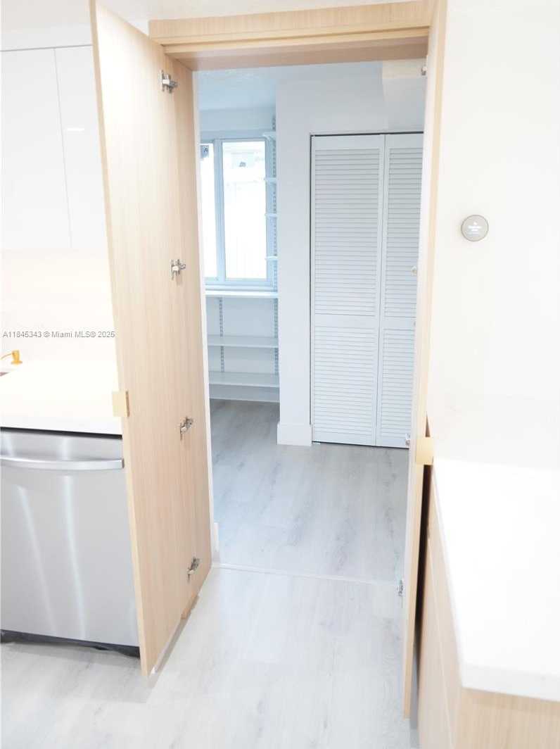 Small Image of 5013 SOUTH WEST 90TH TER, Cooper City Number 7