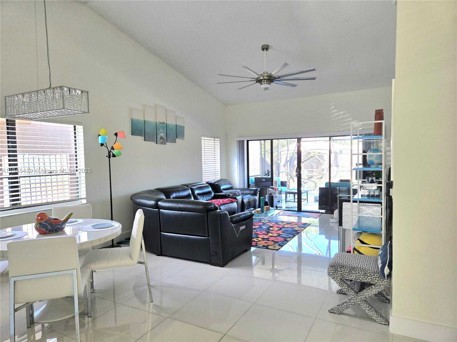 Small Image of 23330 SEDAWIE DR, Boca Raton Number 13