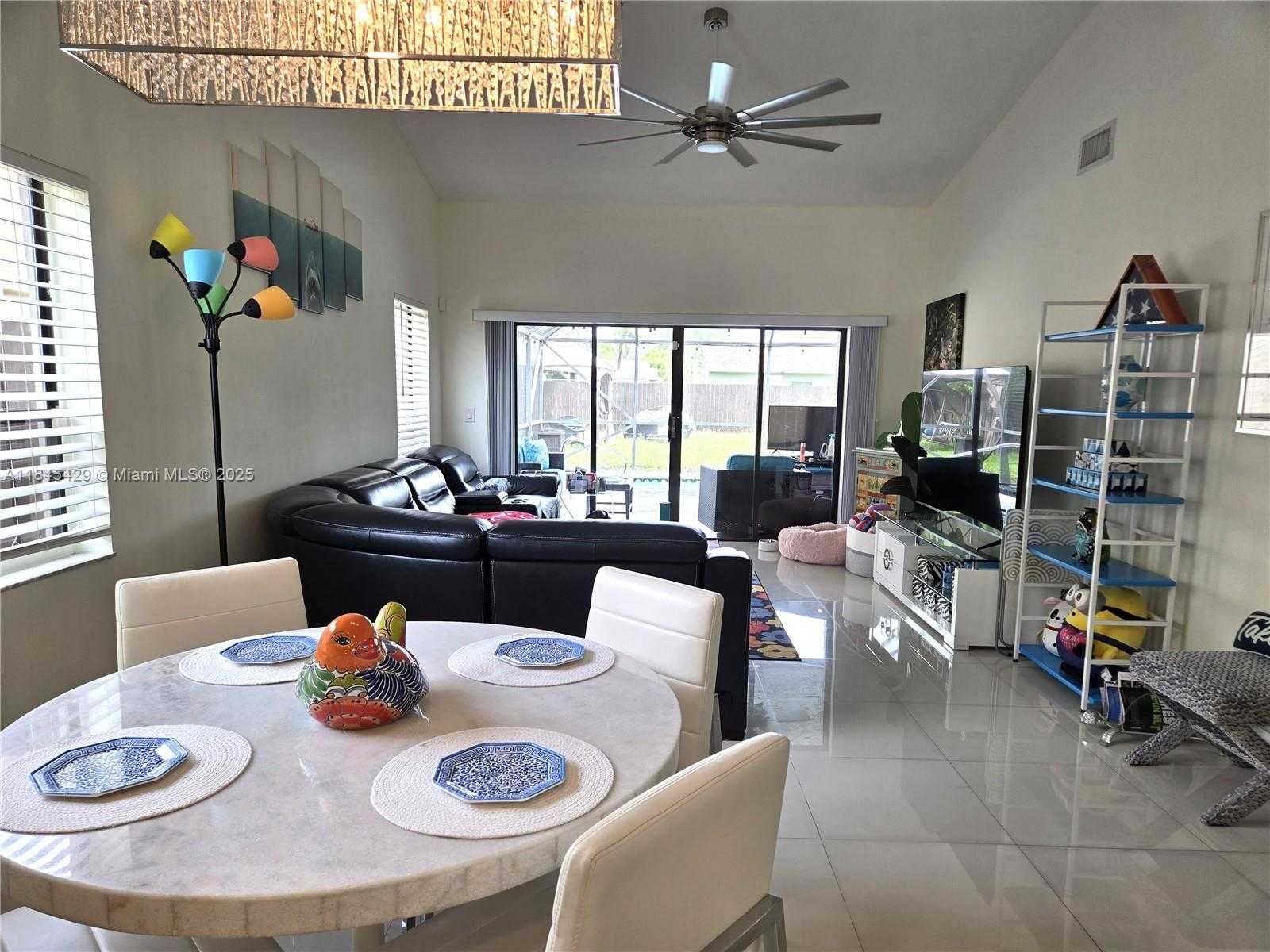 Small Image of 23330 SEDAWIE DR, Boca Raton Number 14