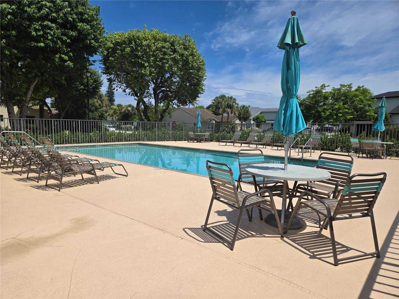 Small Image of 23330 SEDAWIE DR, Boca Raton Number 27