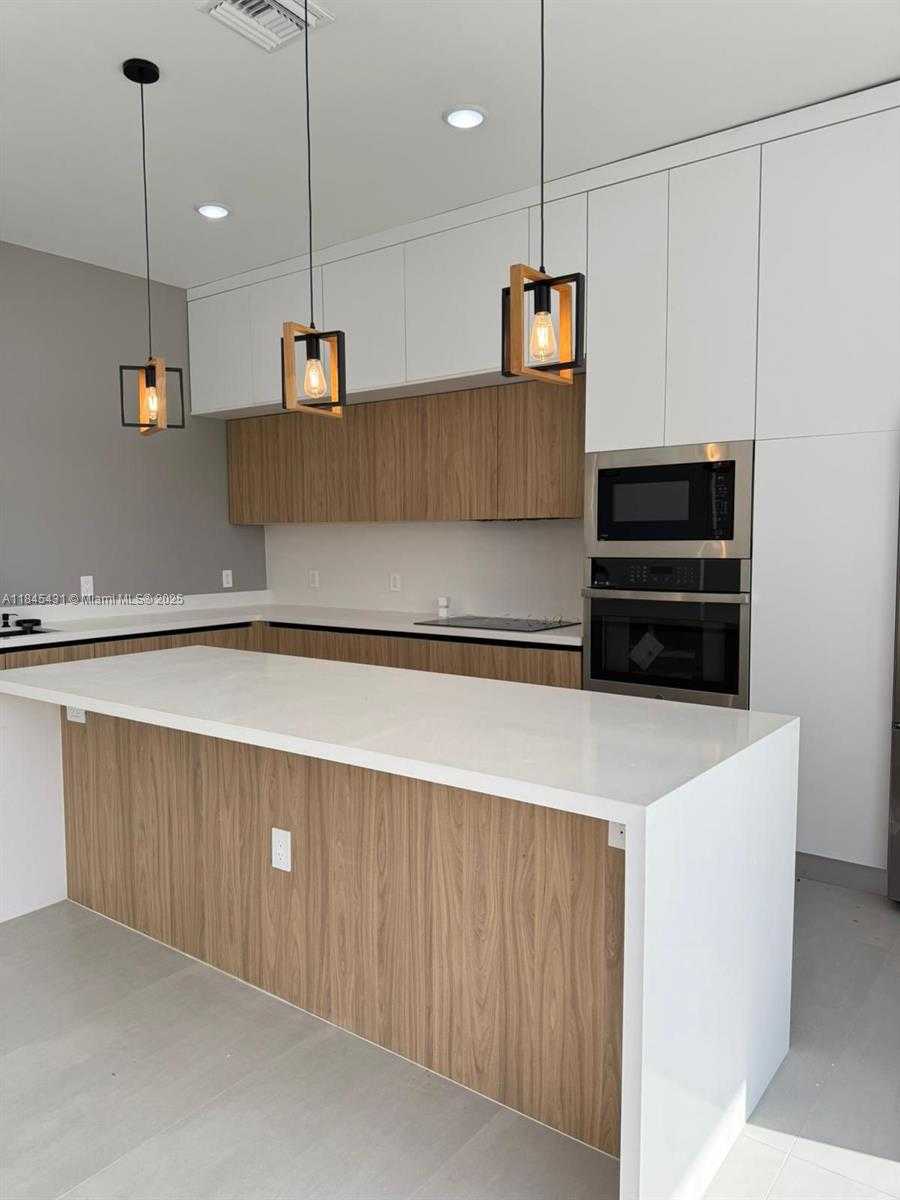 Small Image of 5 SOUTH WEST 26TH PLACE, Cape Coral Number 24
