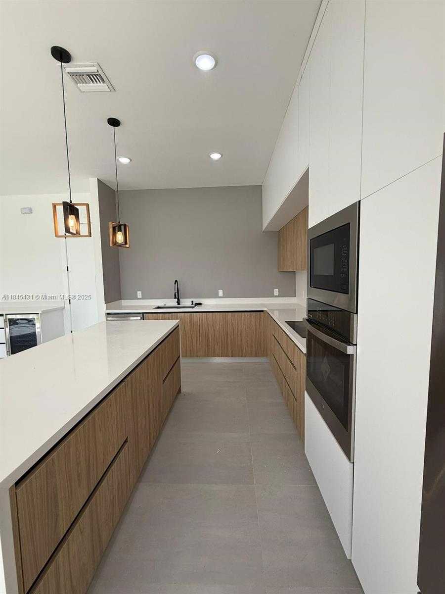 Small Image of 5 SOUTH WEST 26TH PLACE, Cape Coral Number 25