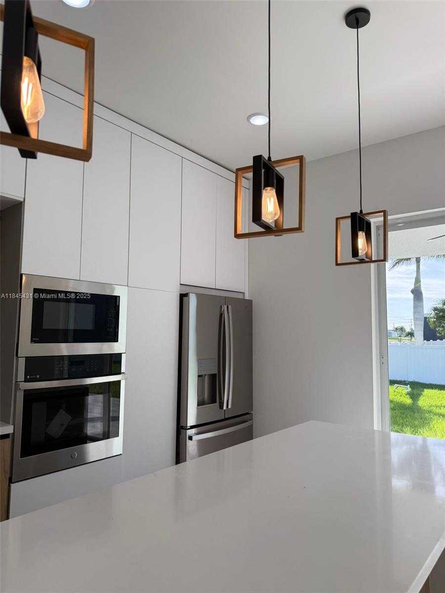 Small Image of 5 SOUTH WEST 26TH PLACE, Cape Coral Number 26