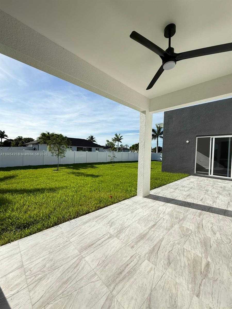 Small Image of 5 SOUTH WEST 26TH PLACE, Cape Coral Number 29